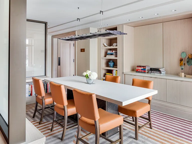 100 Lovejoy Wharf #5L — Photo 17
