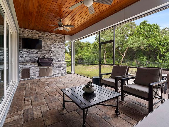 5th image of 328 Ocean Forest Dr