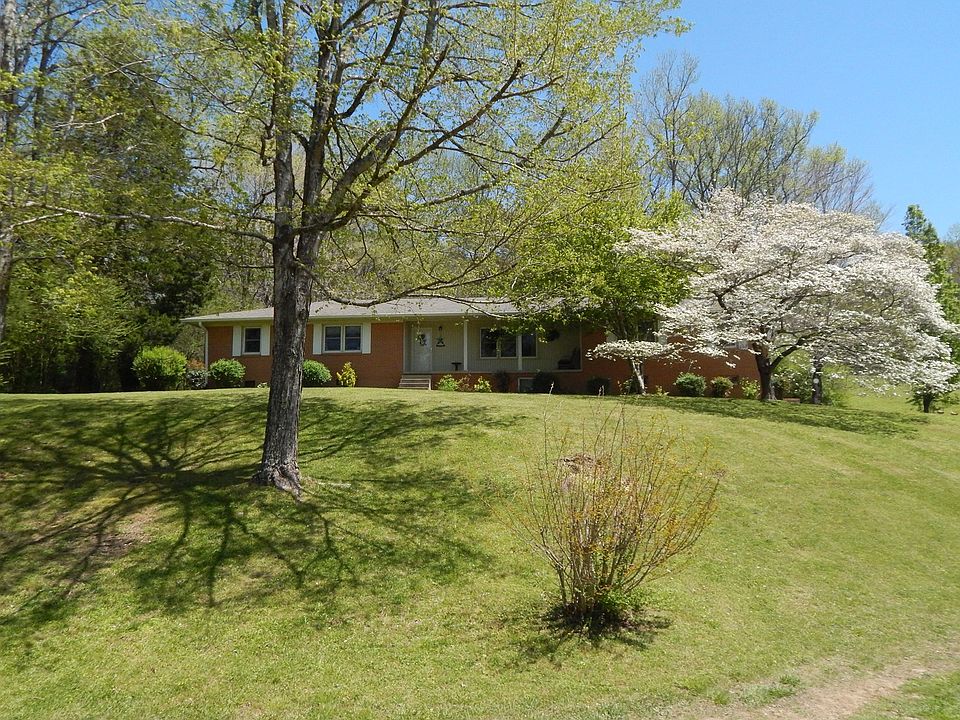 1st image of 119 Brewer Dr