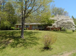 119 Brewer Dr, Waynesboro, TN 38485