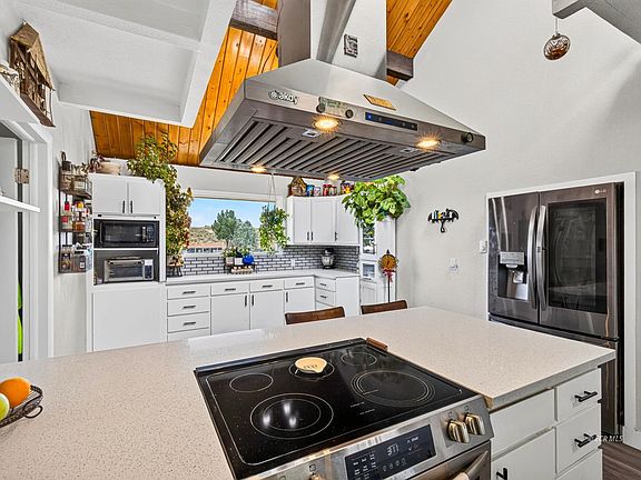 5th image of 5743 Kale Dr