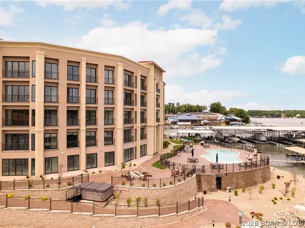 1184 Jeffries Rd #218, Osage Beach, MO 65065