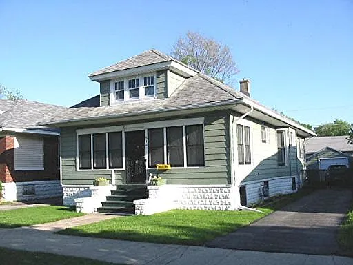 512 3rd Ave photo 1