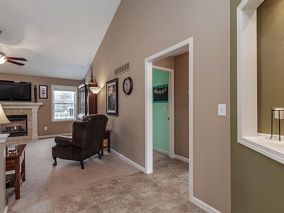 69798 Roy Dr-5