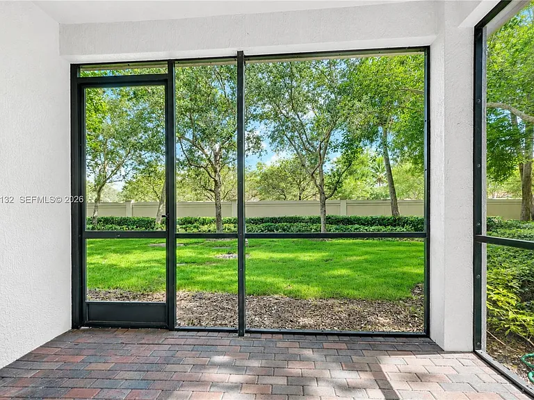 13005 Riverwalk Cir N — Photo 3