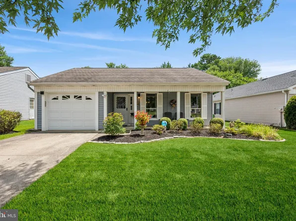 43 Westminster Dr, Vincentown, NJ 08088