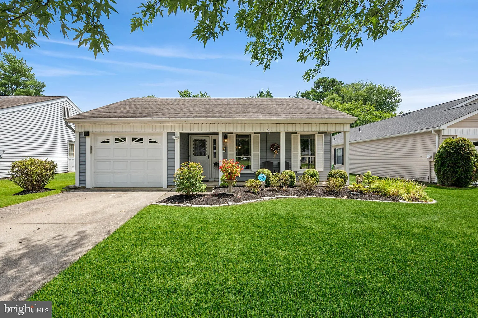 43 Westminster Dr photo 1