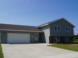 901 24th Ave NW, Austin, MN 55912