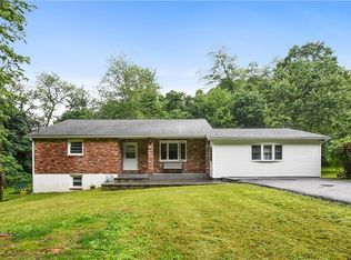 77 Baldwin Place Rd, Mahopac, NY 10541