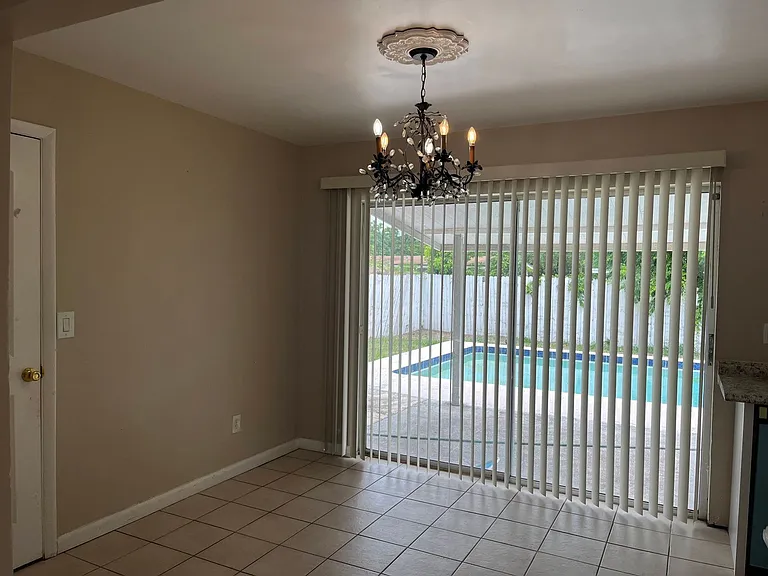 6119 Melbourne Ave — Photo 5