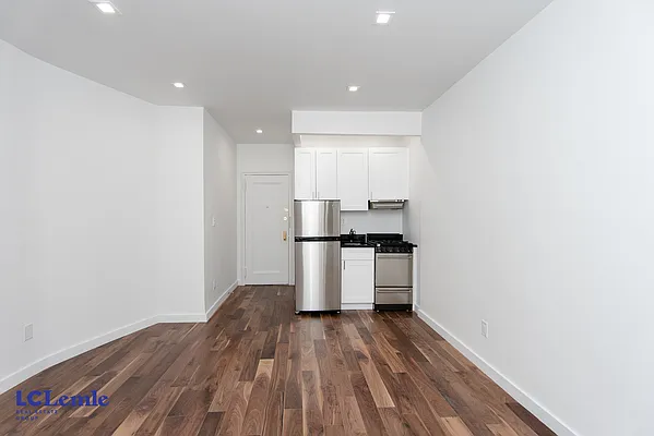 Rented by LC Lemle Real Estate Group | media 3