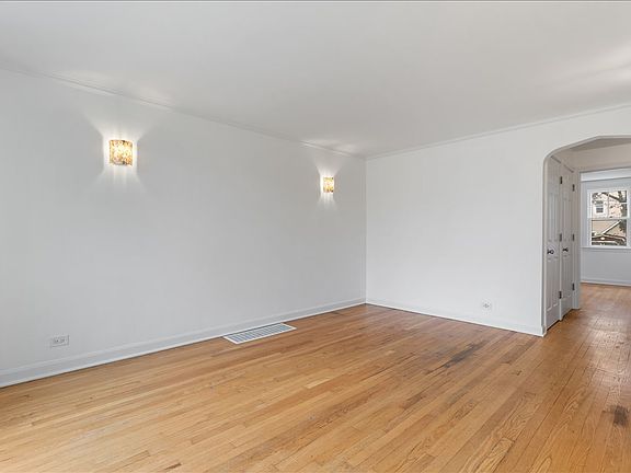 4th image of 4300 N Mulligan Ave