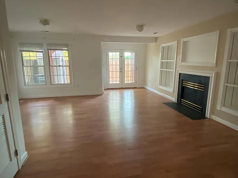 6284 Levi Ct — Photo 6