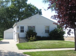 3257 S 95th St, Milwaukee, WI 53227