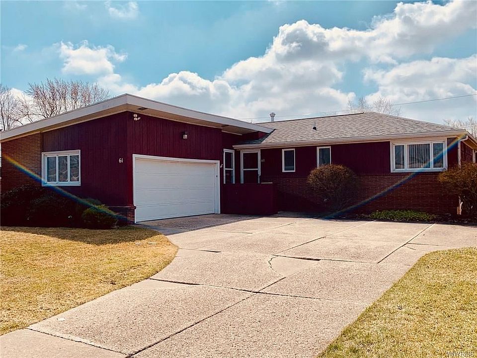 1st image of 61 Noel Dr
