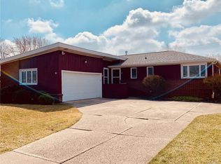 61 Noel Dr, Buffalo, NY 14221