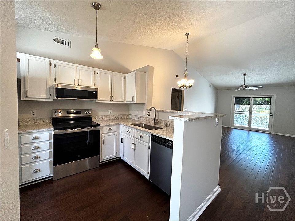 1st image of 52 Bull River Bluff Drive
