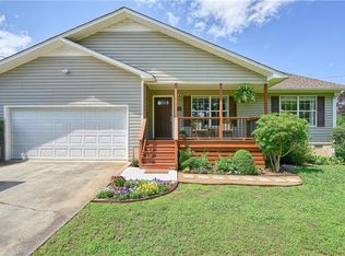 196 Sage Trl SE, Calhoun, GA 30701