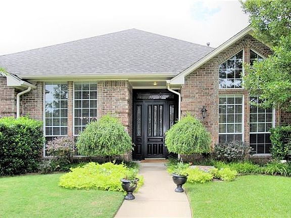 2nd image of 225 Penuel Dr