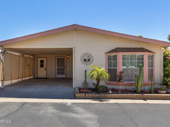 1911 E CHERRY HILLS Drive, Chandler, AZ 85249