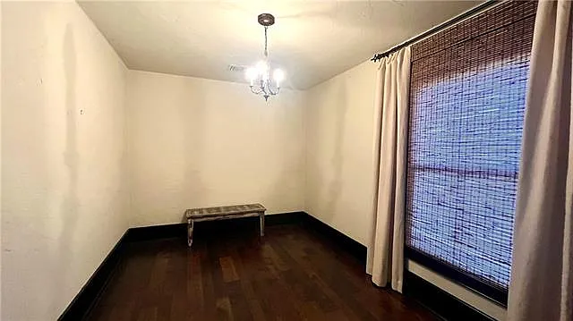 1452 Lakeshore Blvd — Photo 26