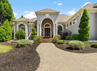 1300 Golden Springs Ct, Louisville, KY 40205