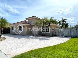 1192 NW 134th Pl, Miami, FL 33182