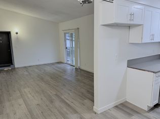 2727 Montrose Ave APT 12, Montrose, CA 91020