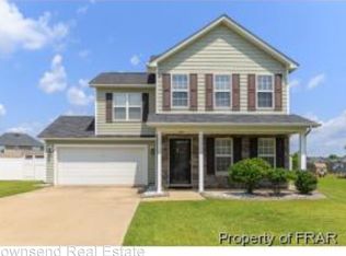 138 Lochwood Dr, Raeford, NC 28376