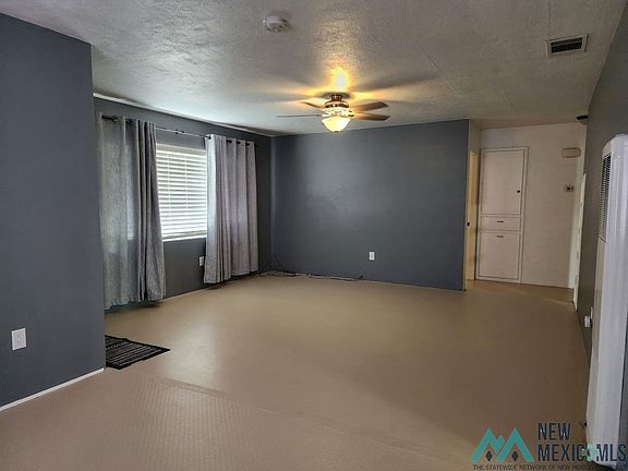 3rd image of 506 S Olive St