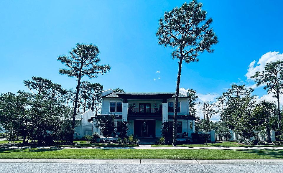 1st image of 4979 Leeward Dr