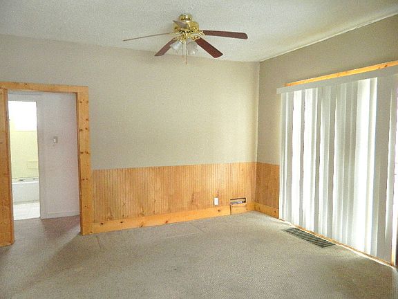 4th image of 410 N Chilson St