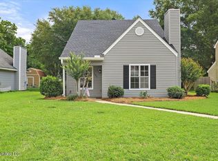 136 Greenfield Ln, Pearl, MS 39208