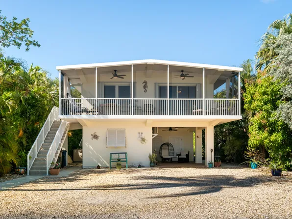 24 Shoreland Dr, Key Largo, FL 33037