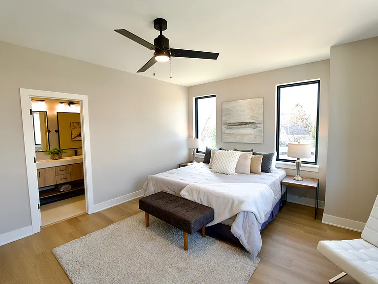 185 Pointe Dr #185 — Photo 25
