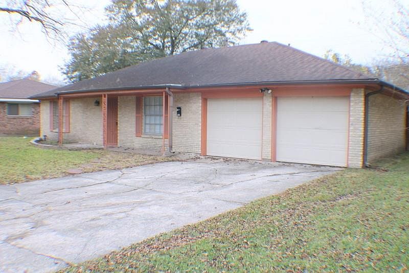 1st image of 903 Dusky Rose Ln