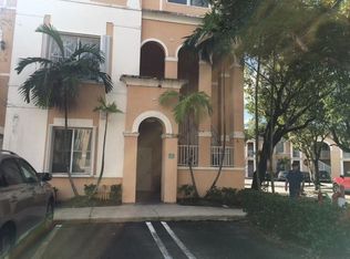 17620 NW 73rd Ave APT 105-17, Hialeah, FL 33015