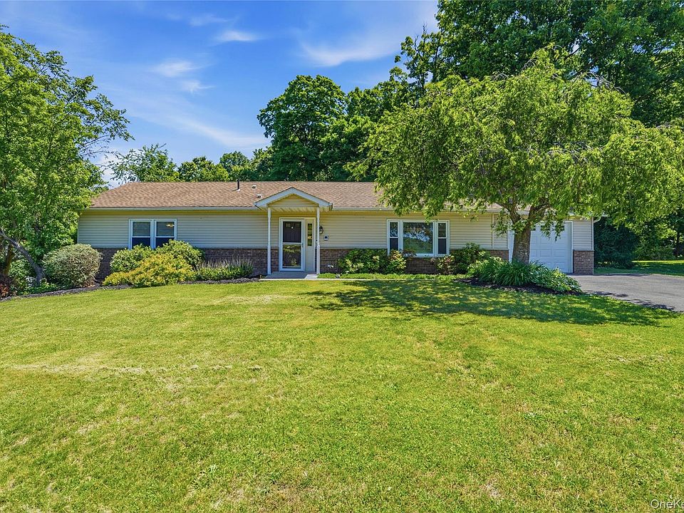 1st image of 21 Maine Drive