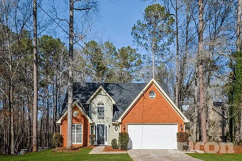 2651 Laurel Woods Ln SE Photo 1