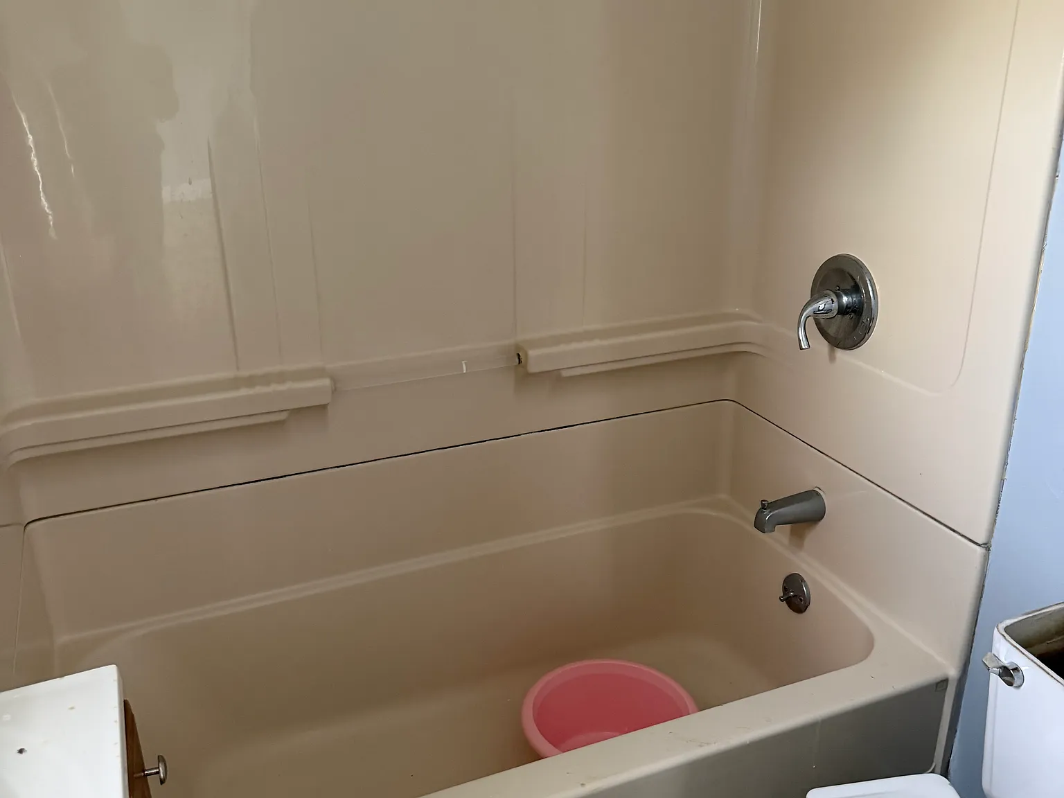 1 bed, 600 sqft, $1,050 — Photo 4