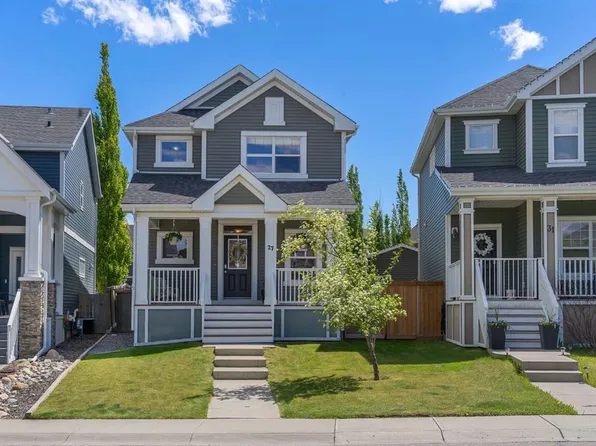 27 N River Heights Cres, Cochrane, AB T4C 0J3