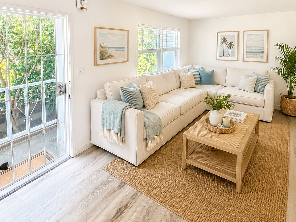 Living Room- Shown virtually staged