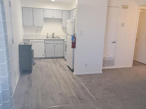 5th image of 8508 Marquette Ave NE Units A & B