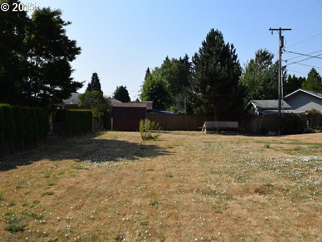 1st image of 3540 SE Sherrett St