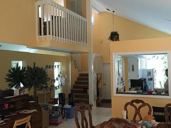 2nd image of 205 Joey Dr