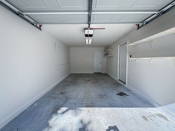 3rd image of 5198 Aruba Cir