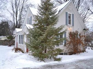 214 W Lincoln St, Boyne City, MI 49712