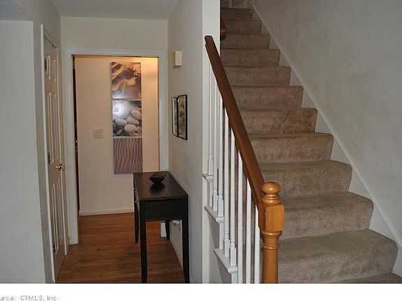 2nd image of 56 Kingfisher Cir