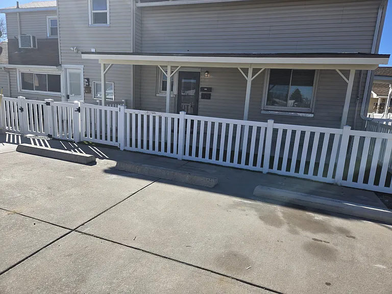 105 Elbow Ct — Photo 5