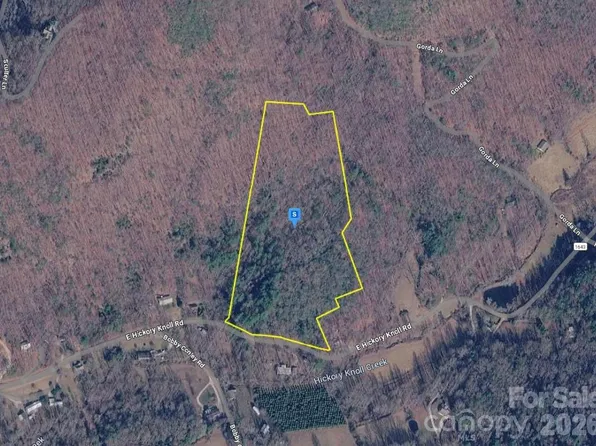 860 E Hickory Knoll Rd, Franklin, NC 28734